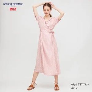 Uniqlo Rayon Crepe Wrap Short Sleeve Dress in Pink